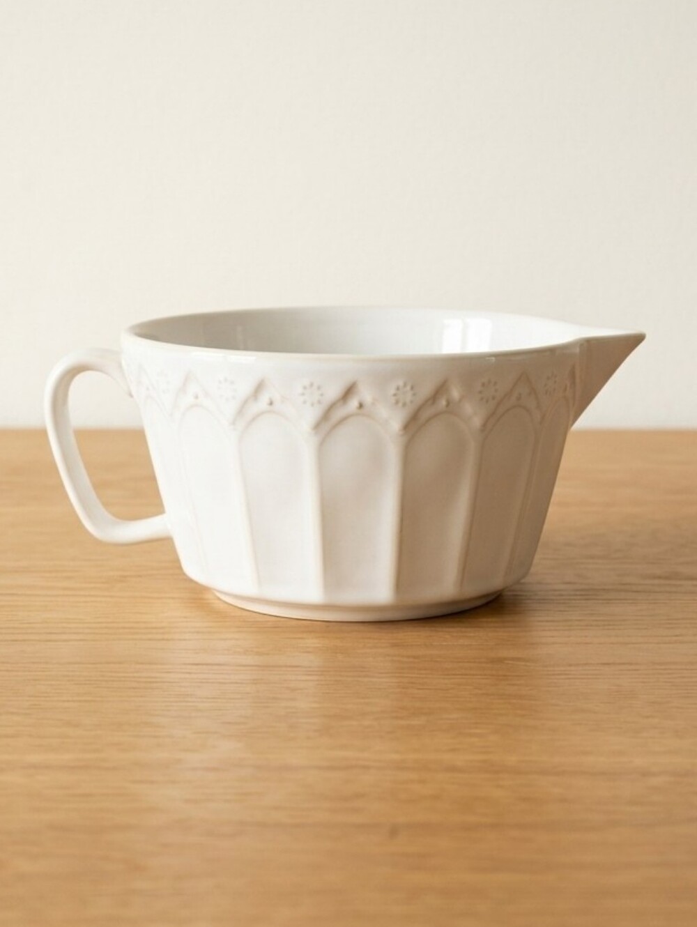 🍶 La Petite Cuisine by BIA Cordon Bleu White Ceramic Pitcher